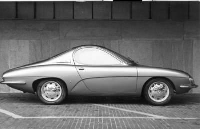 1964_Ghia_Renault_R8_Coupe_Sport_Prototype_04.jpg